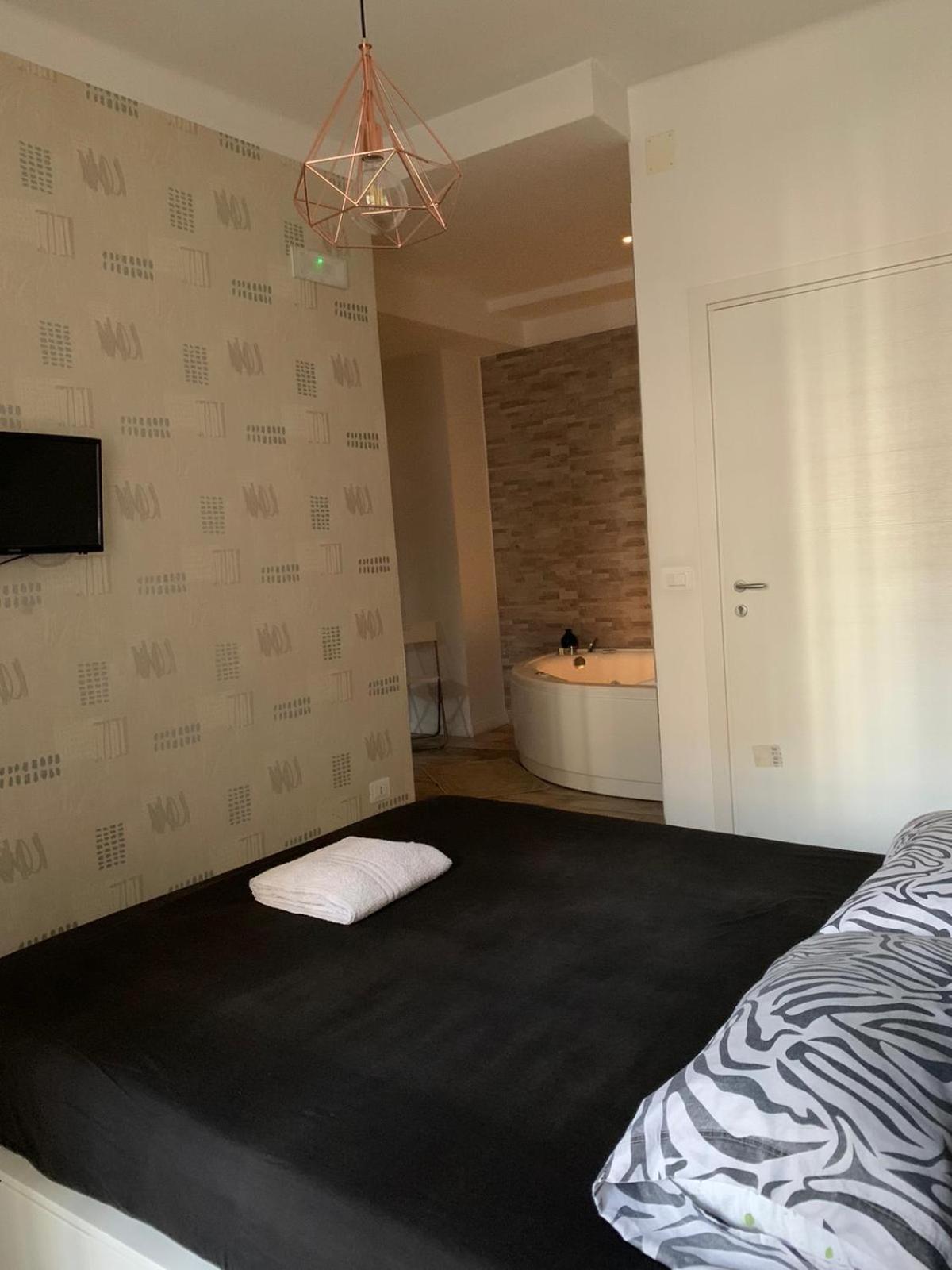 B&B Le Coccinelle Bari Exteriör bild